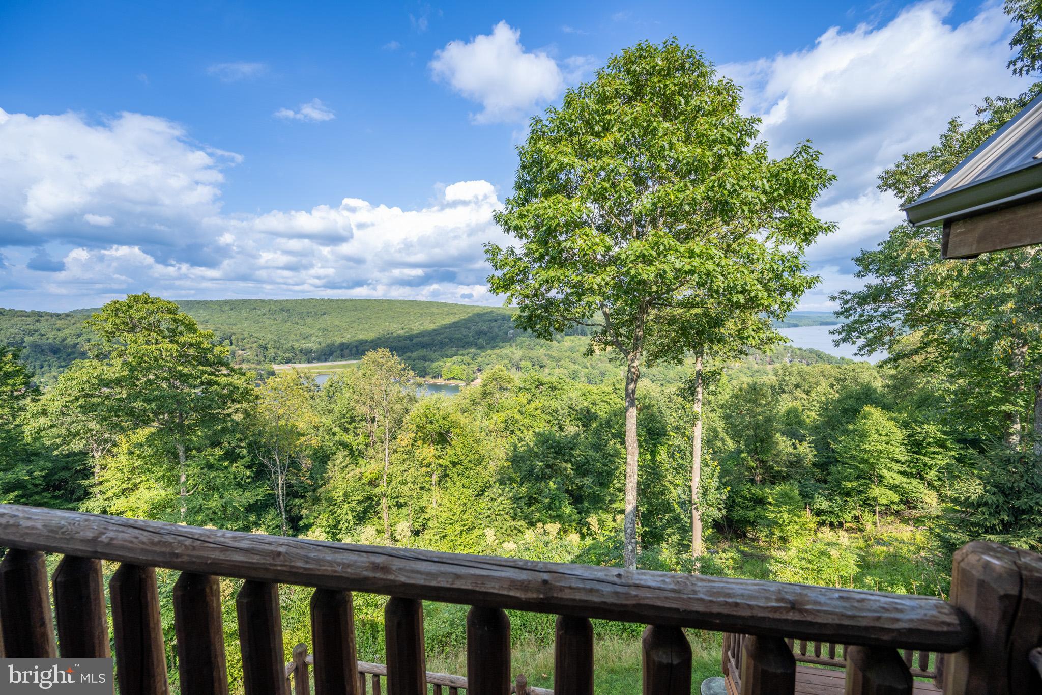 DEEP CREEK HIGHLANDS - Residential