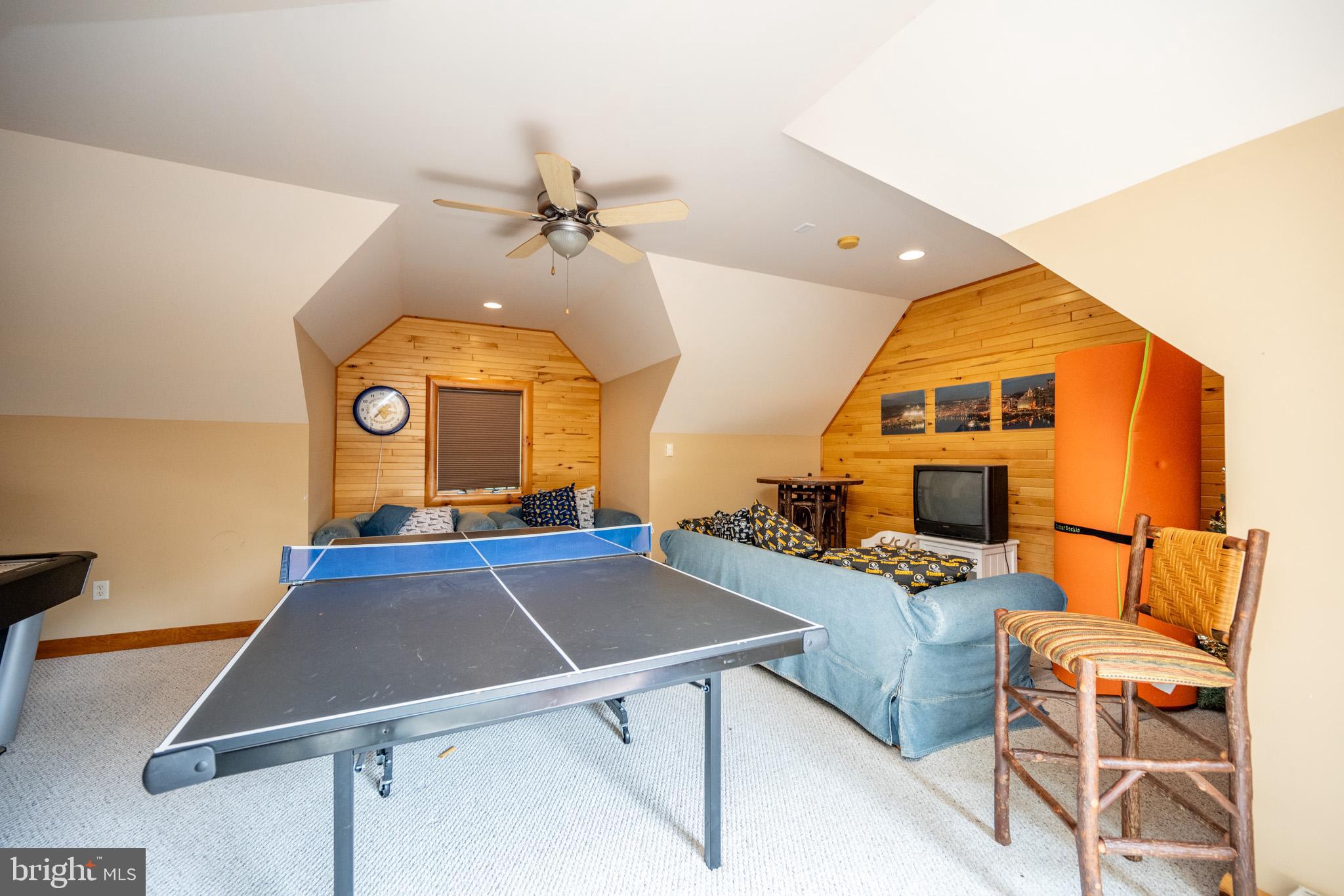 DEEP CREEK HIGHLANDS - Residential