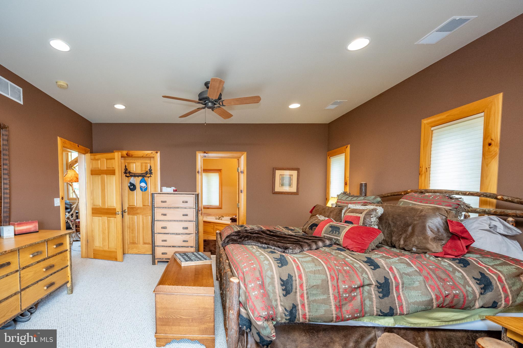 DEEP CREEK HIGHLANDS - Residential