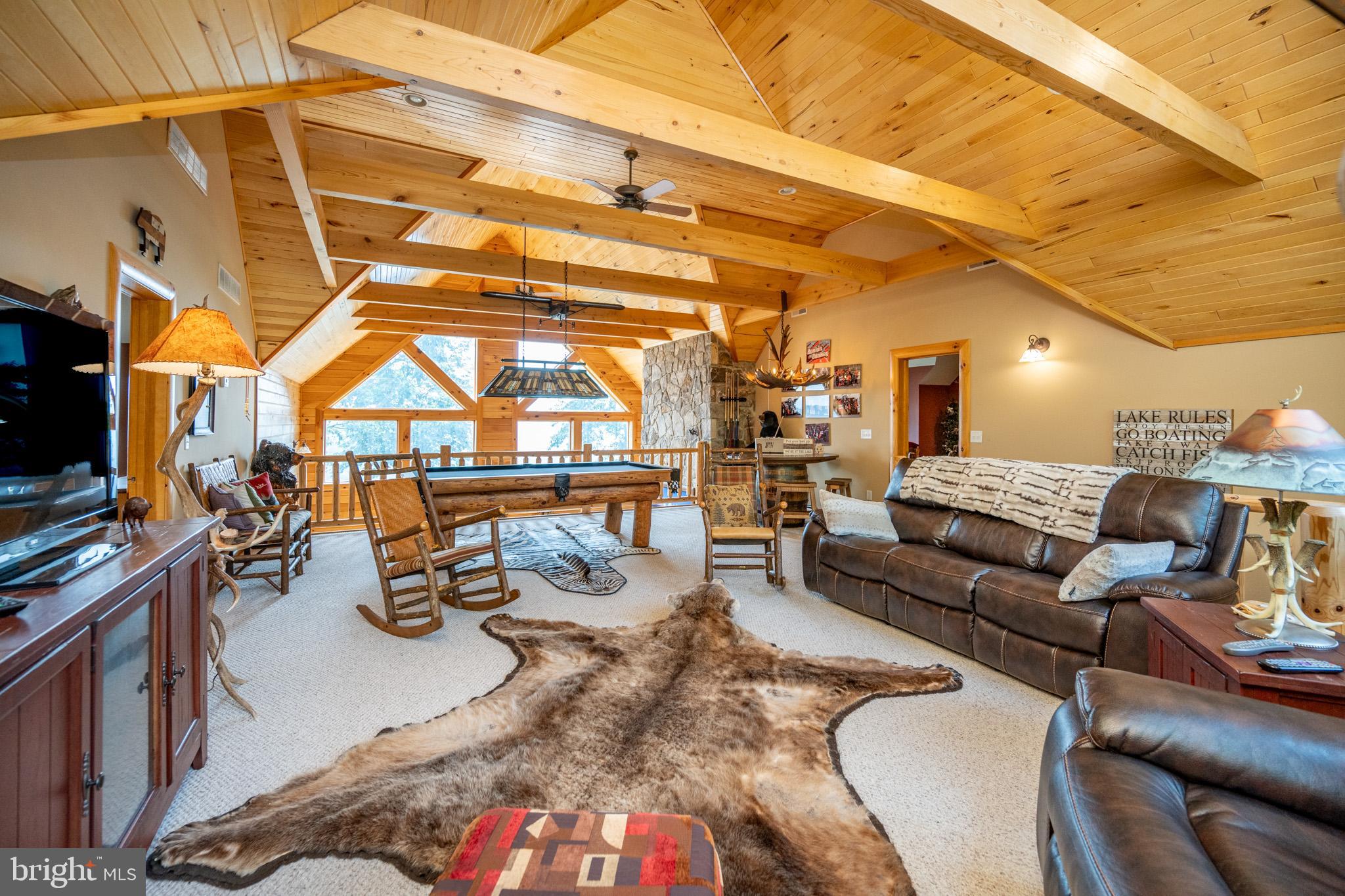 DEEP CREEK HIGHLANDS - Residential