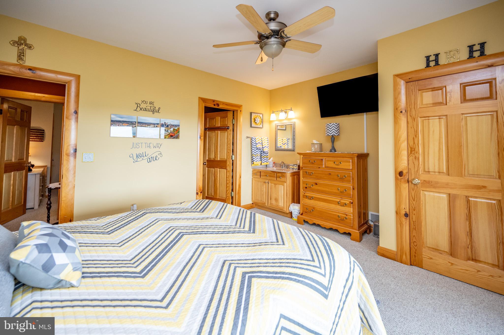 DEEP CREEK HIGHLANDS - Residential