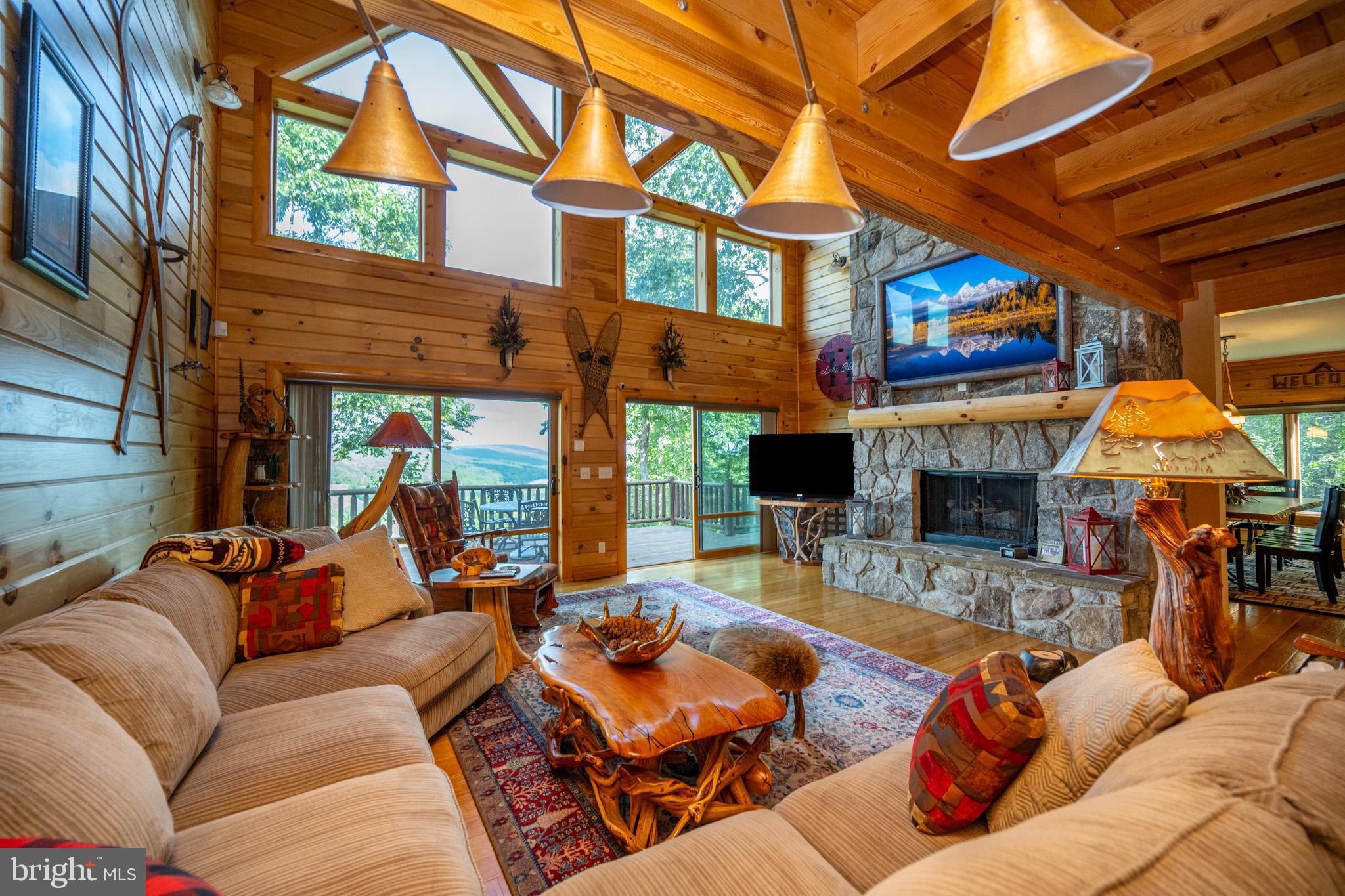 DEEP CREEK HIGHLANDS - Residential