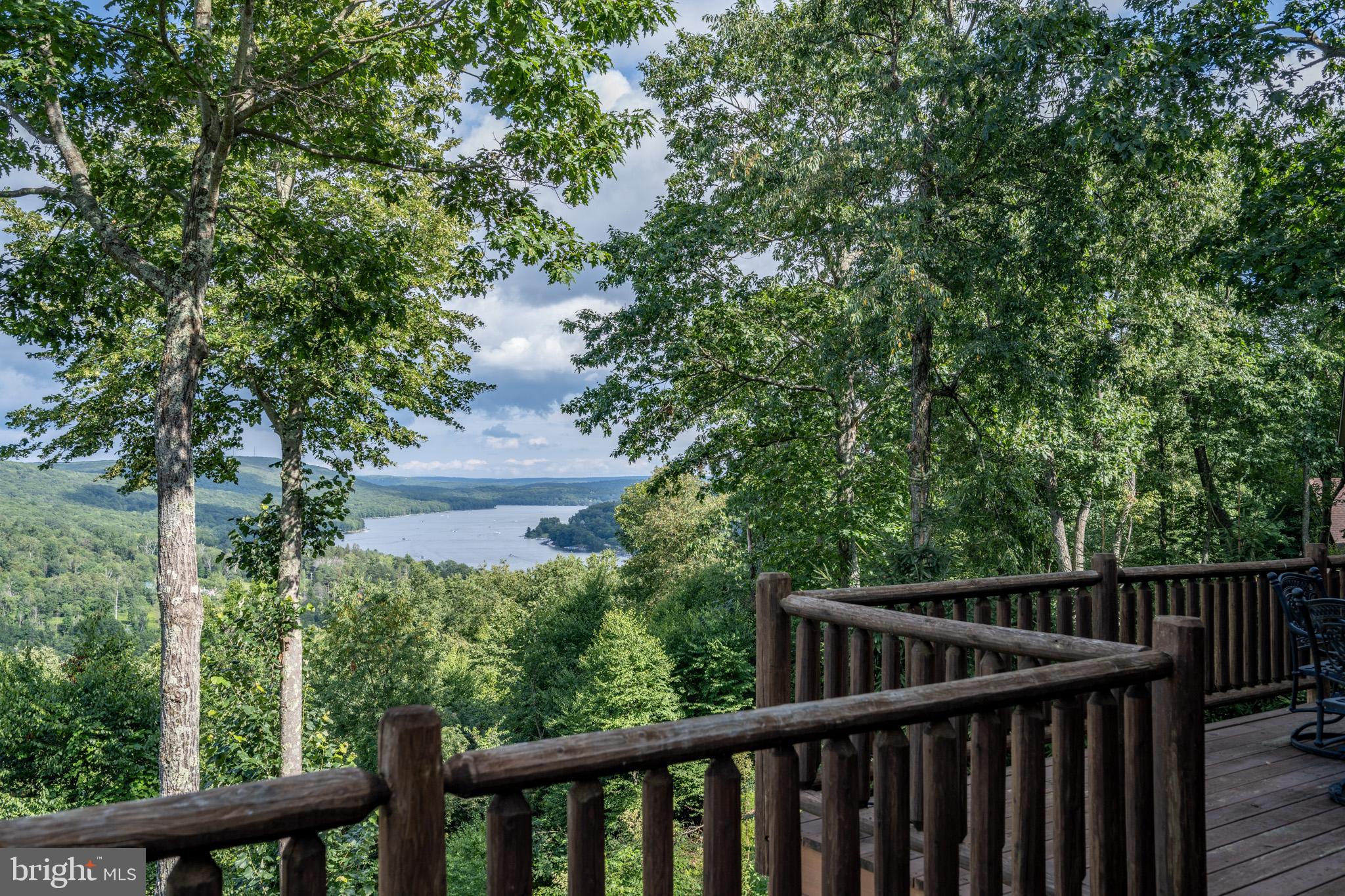 DEEP CREEK HIGHLANDS - Residential