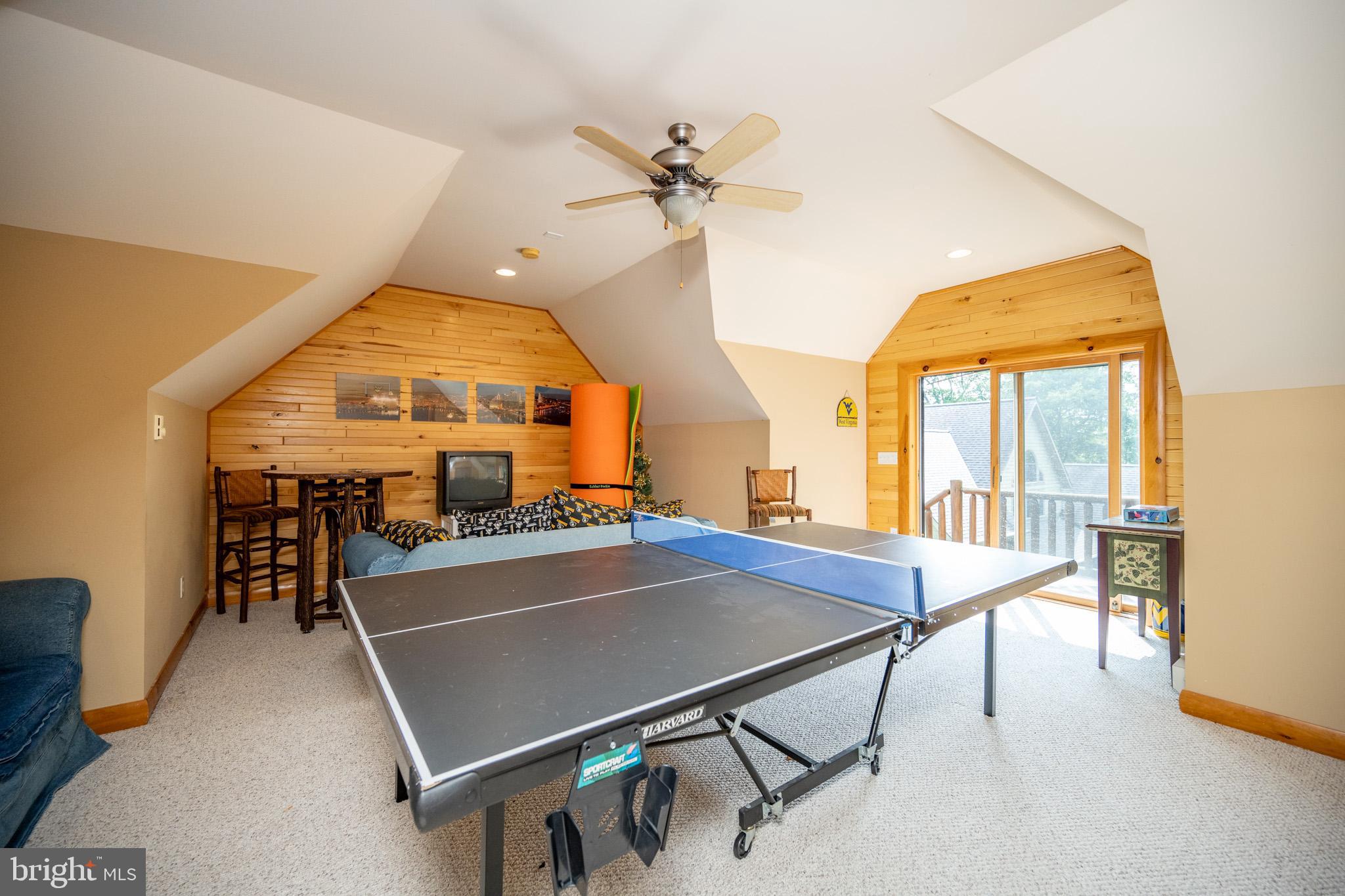 DEEP CREEK HIGHLANDS - Residential