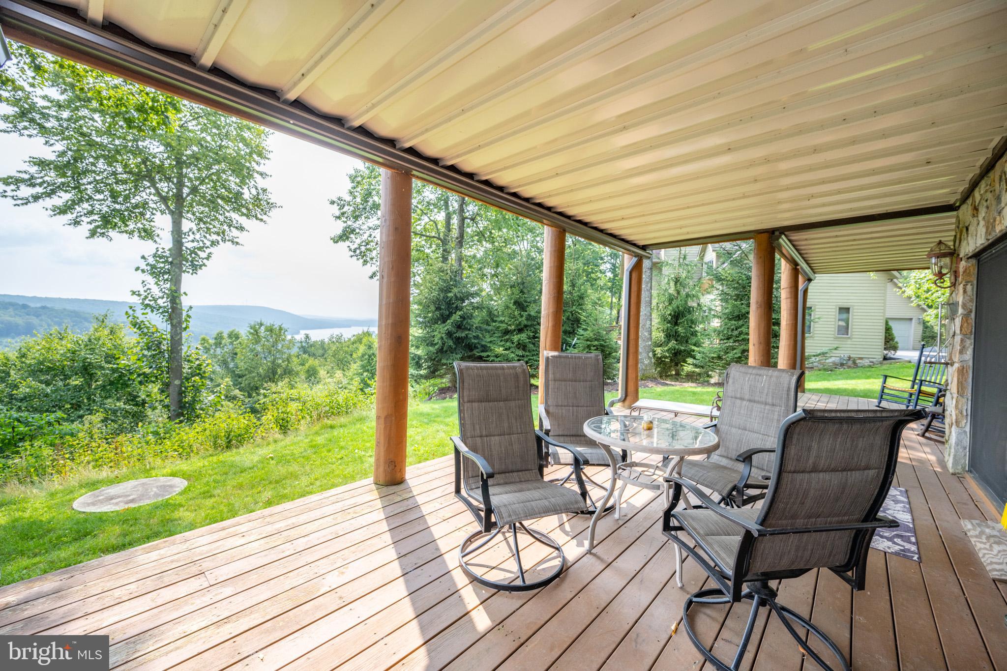 DEEP CREEK HIGHLANDS - Residential