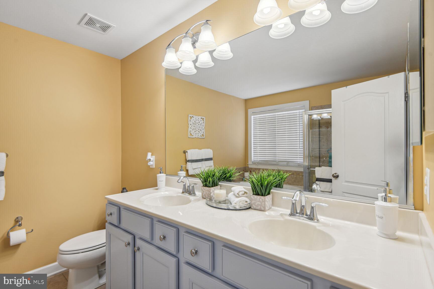 MONTICELLO - Residential