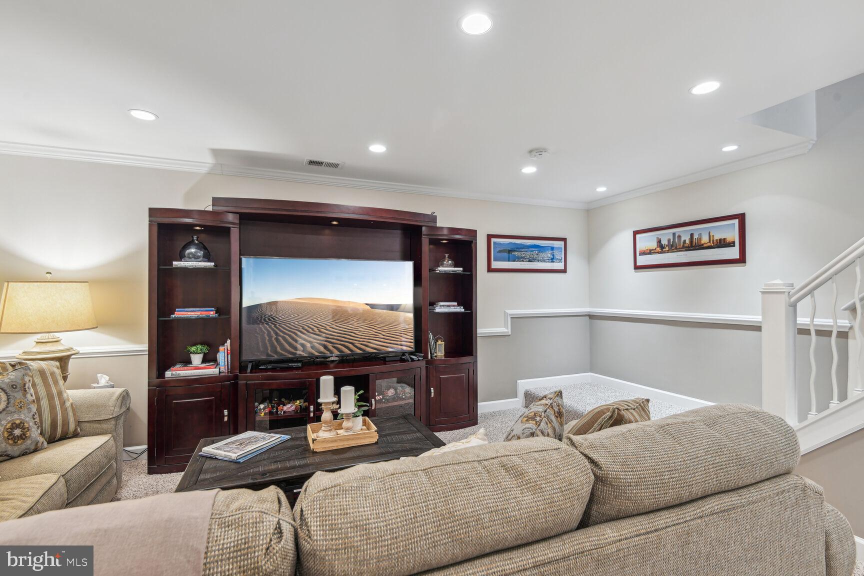 MONTICELLO - Residential