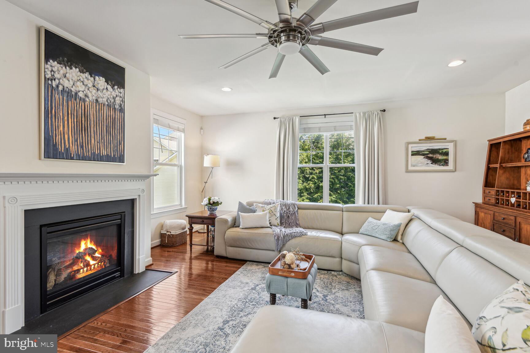 MONTICELLO - Residential