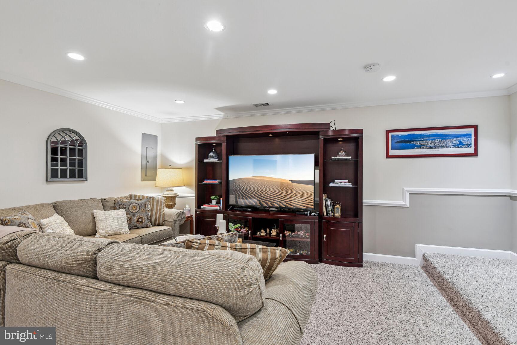 MONTICELLO - Residential