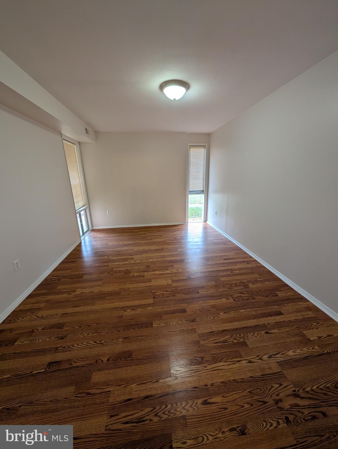 HOLLY HILL CONDOMINIUMS - Residential Lease