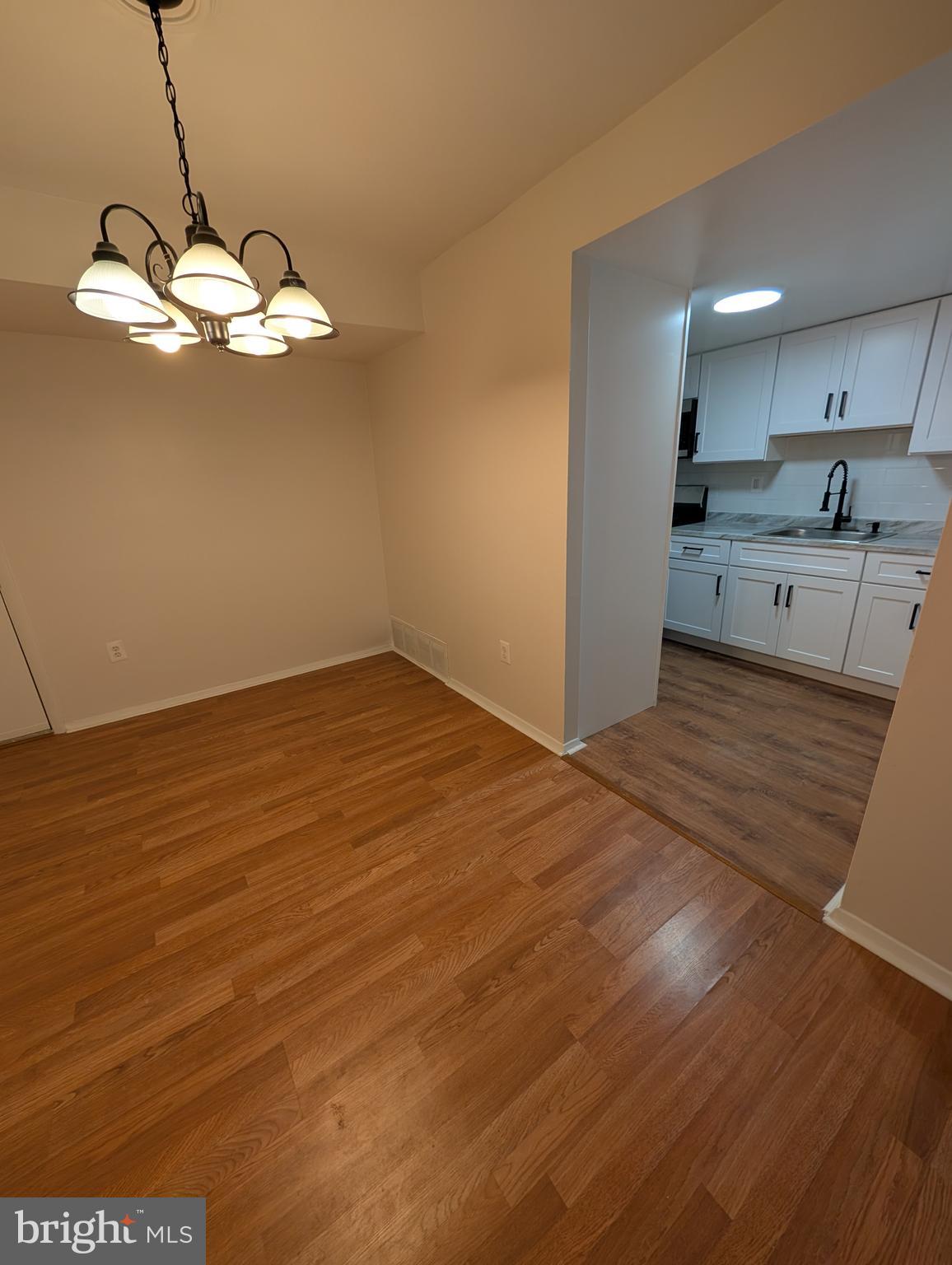 HOLLY HILL CONDOMINIUMS - Residential Lease