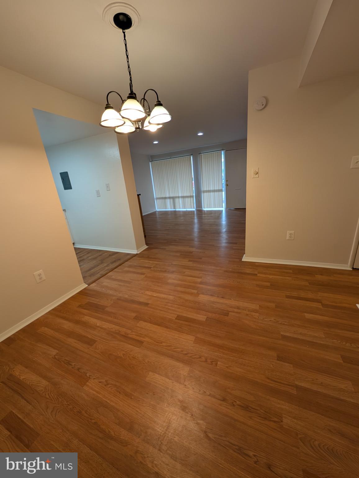 HOLLY HILL CONDOMINIUMS - Residential Lease