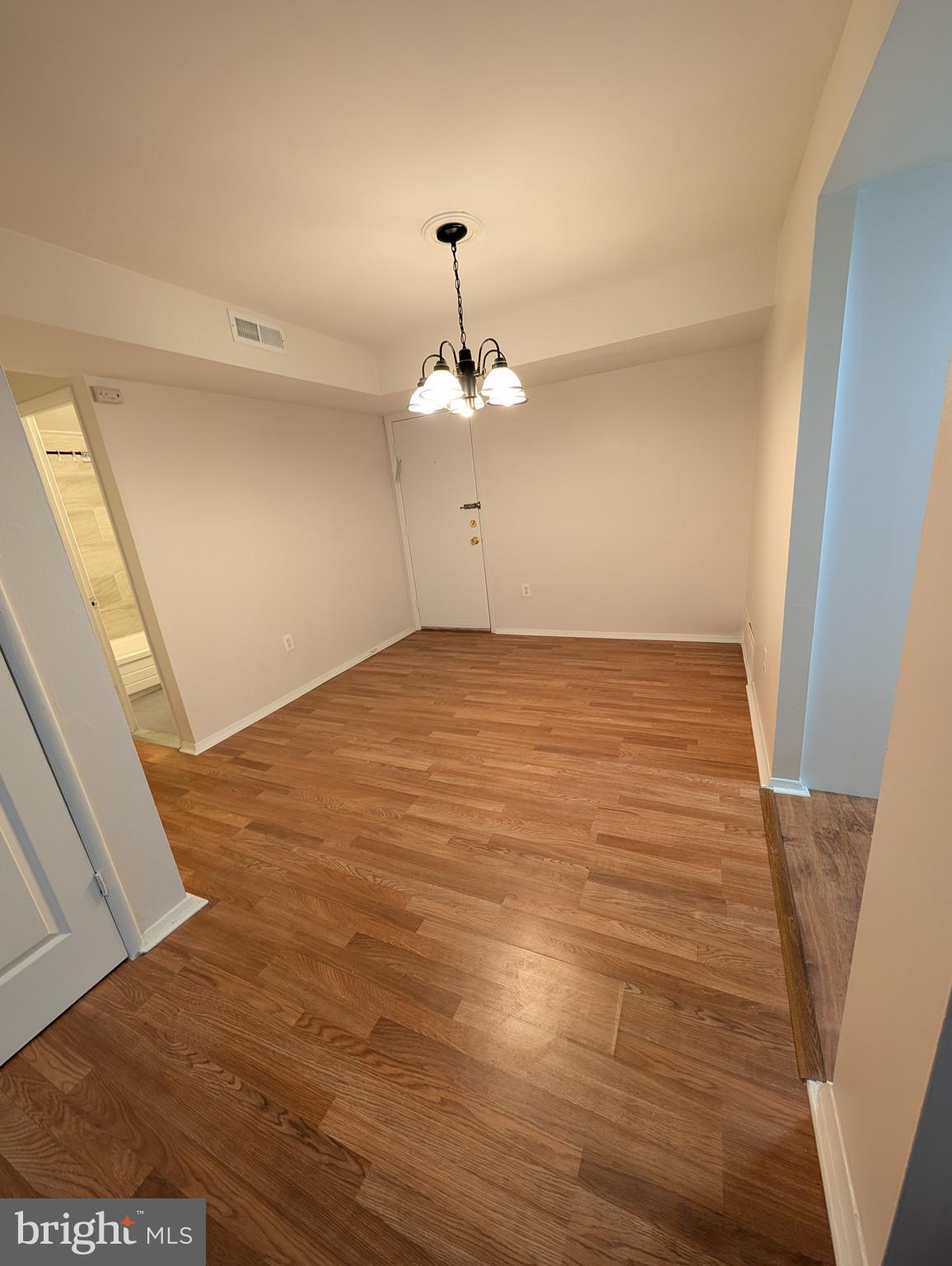 HOLLY HILL CONDOMINIUMS - Residential Lease