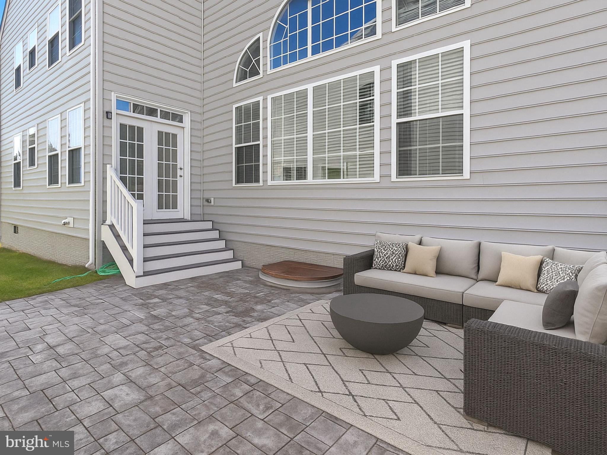 9506 MANOR OAKS VIEW