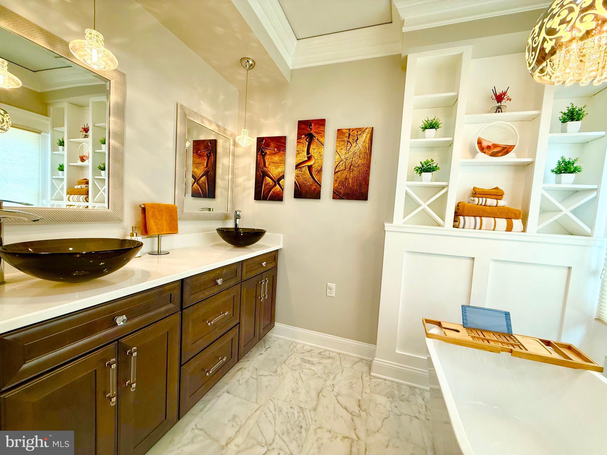 WORMANS MILL - Residential