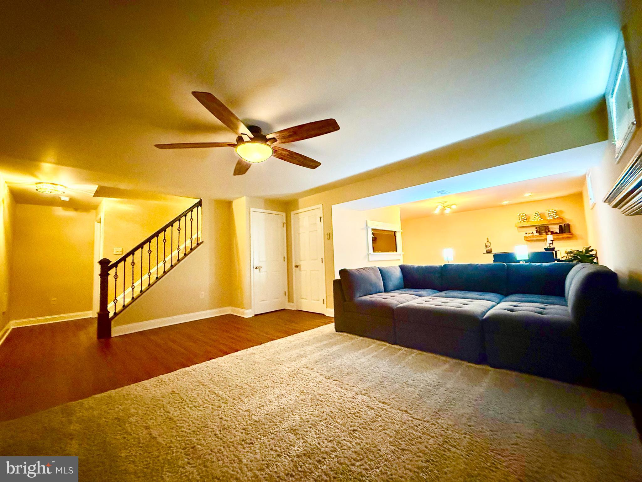 WORMANS MILL - Residential