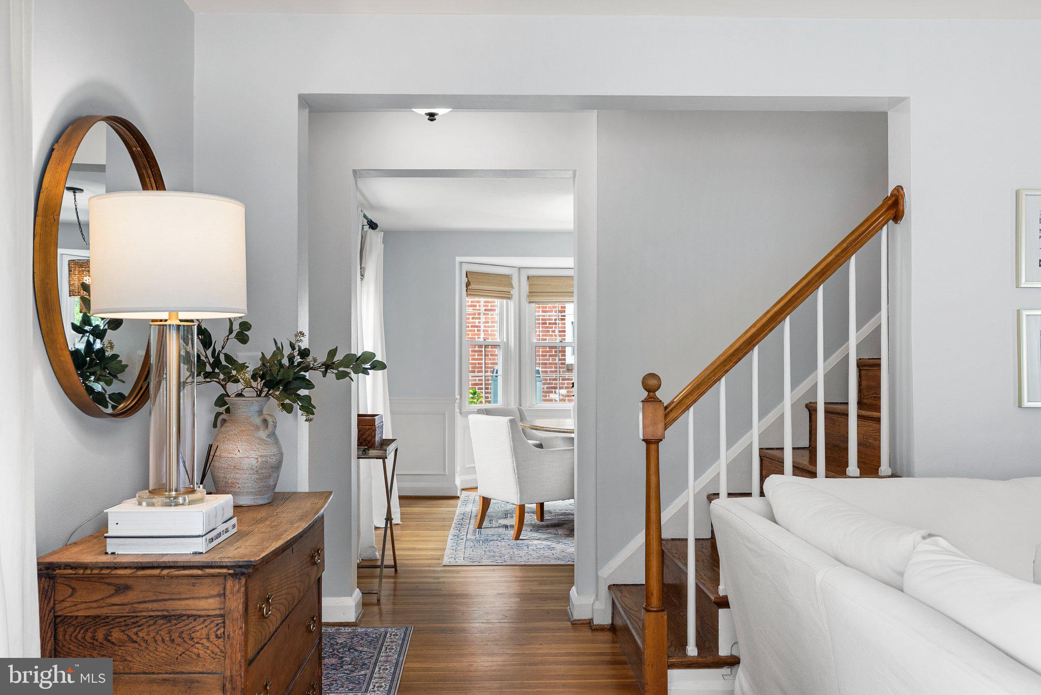 607 WOODBINE TERRACE