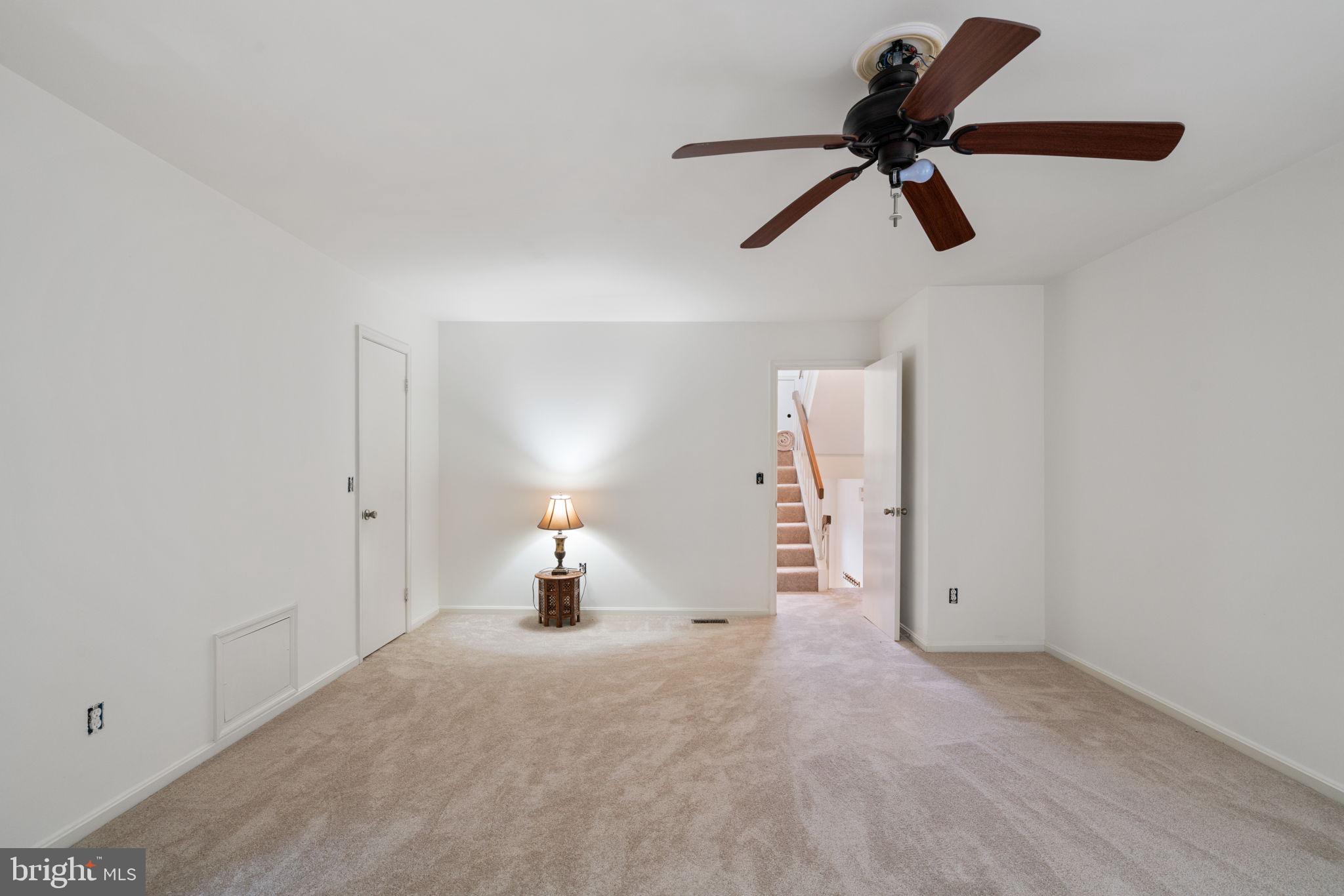 FRANKLIN GLEN - Residential