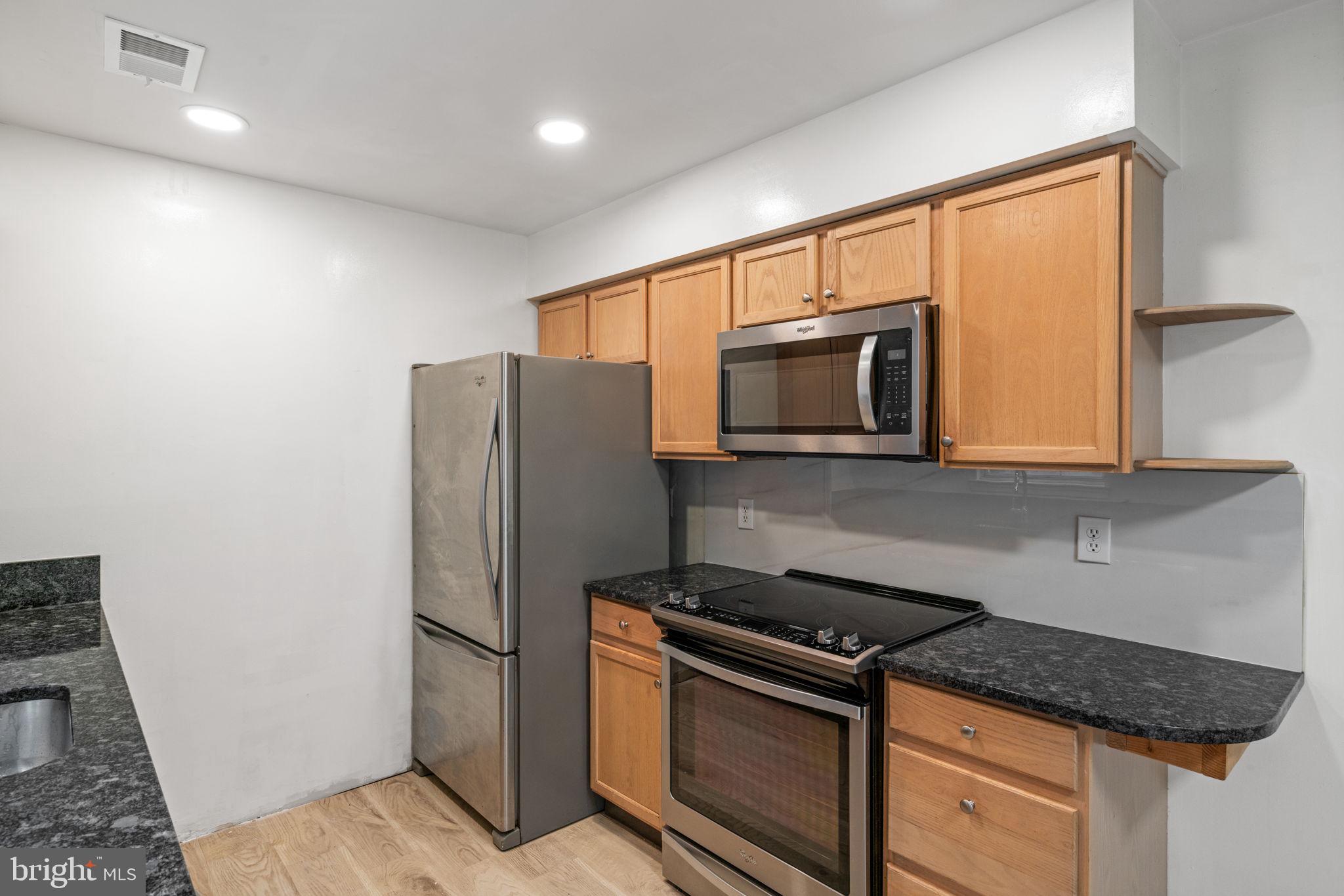 FRANKLIN GLEN - Residential