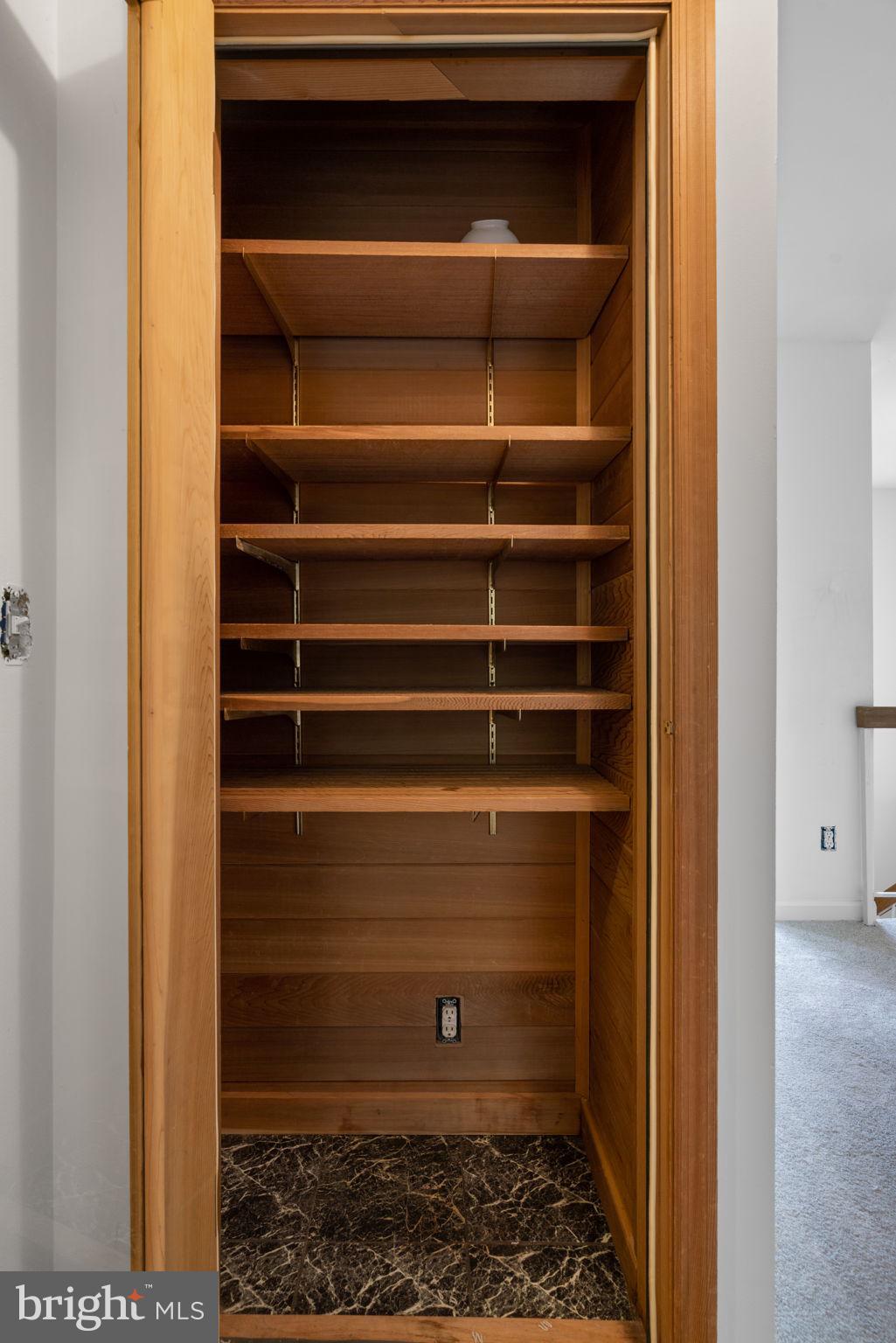 FRANKLIN GLEN - Residential