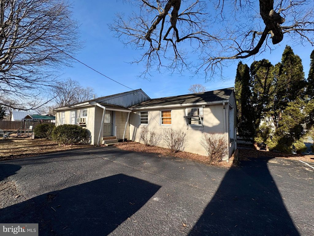 Photo of 143 Stony Battery Road #STORAGE BLDG, LANCASTER, PA 17601 (MLS # PALA2082322)