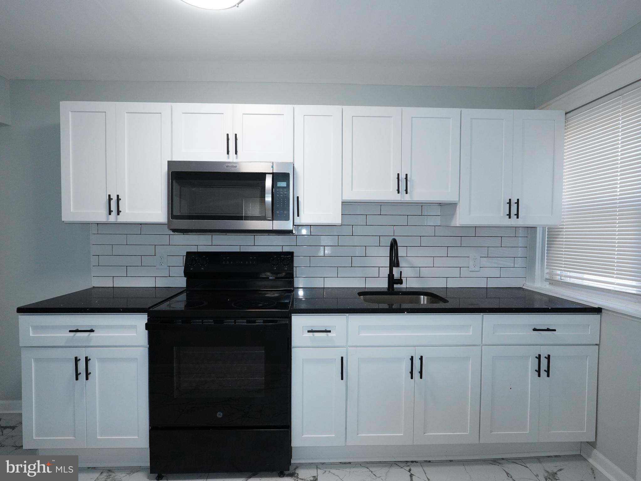 LANSDOWNE - Residential