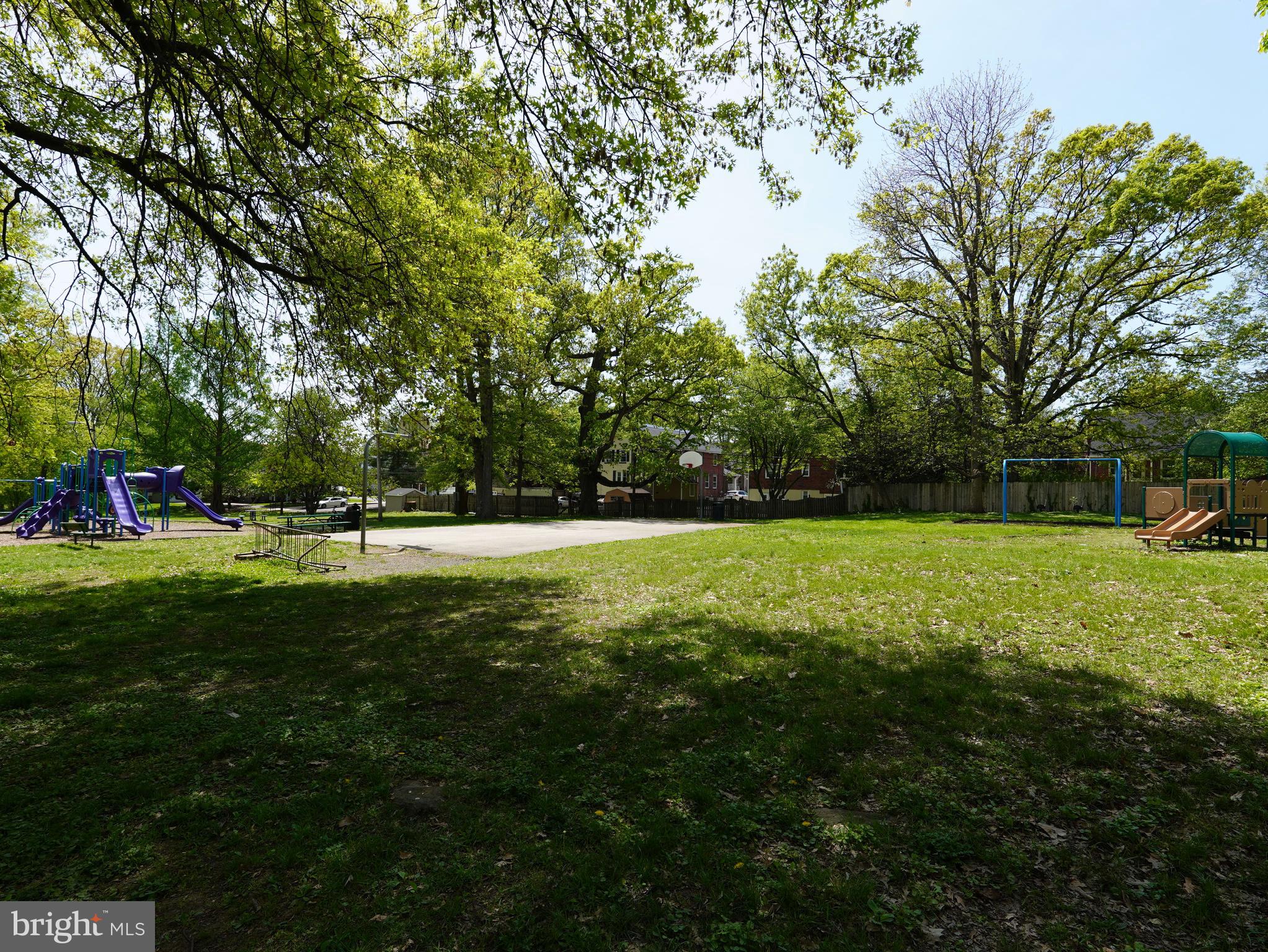 LANSDOWNE - Residential