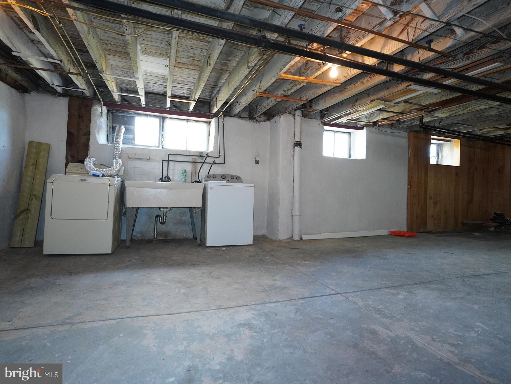 LANSDOWNE - Residential