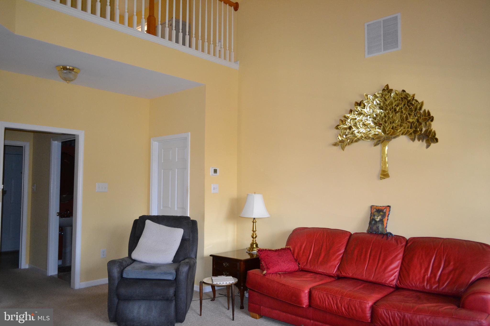 CREEKSIDE - Residential