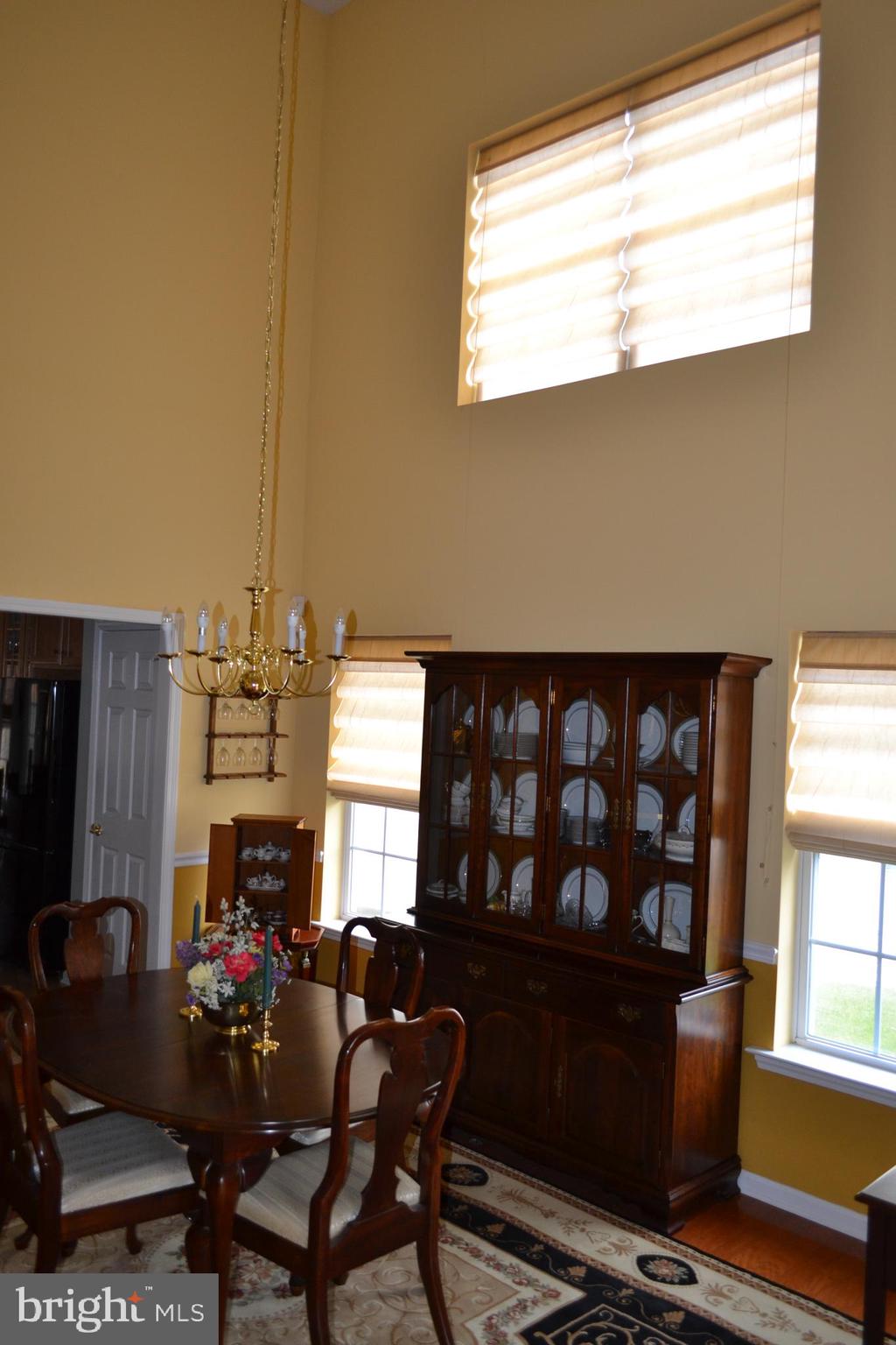 CREEKSIDE - Residential