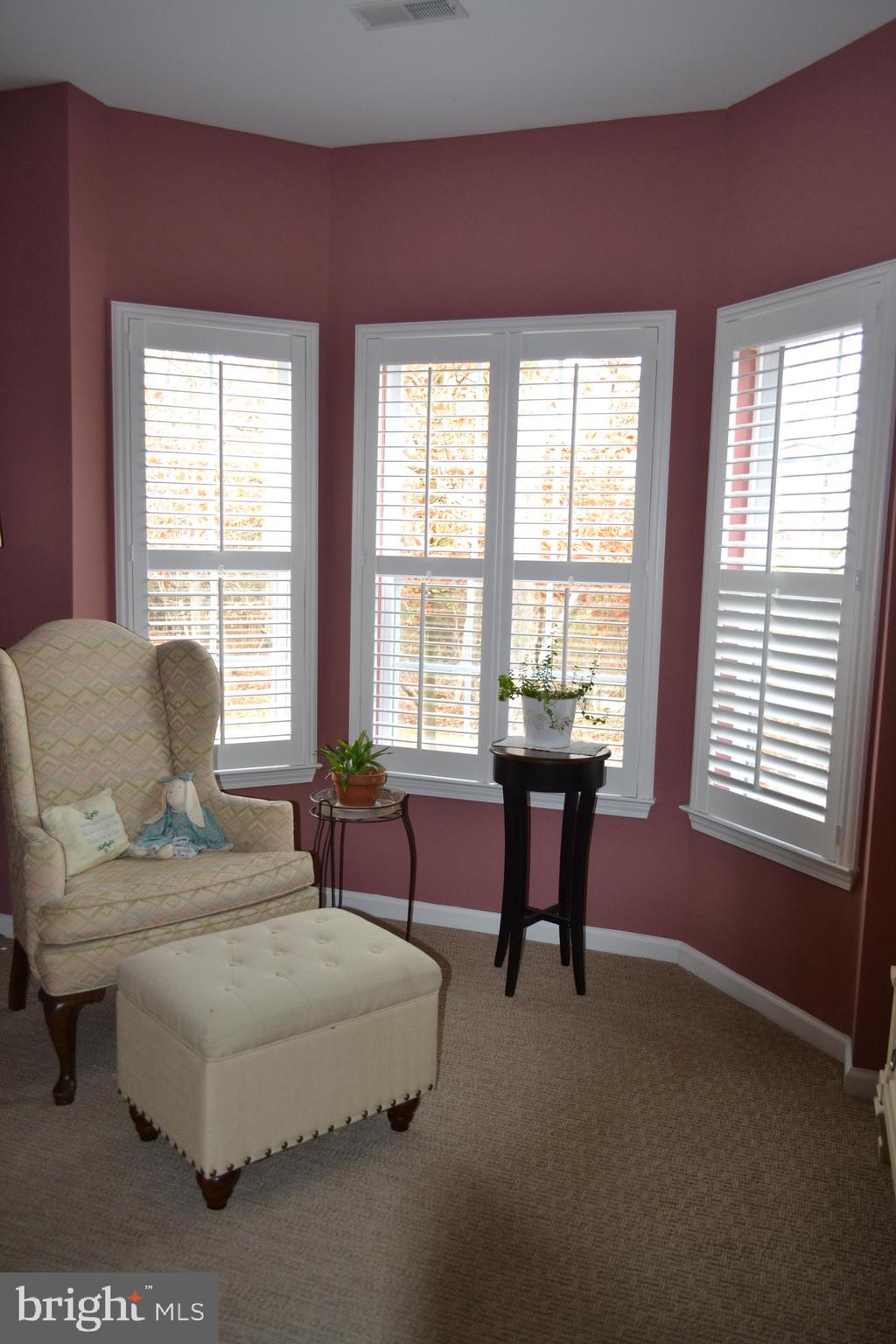 CREEKSIDE - Residential