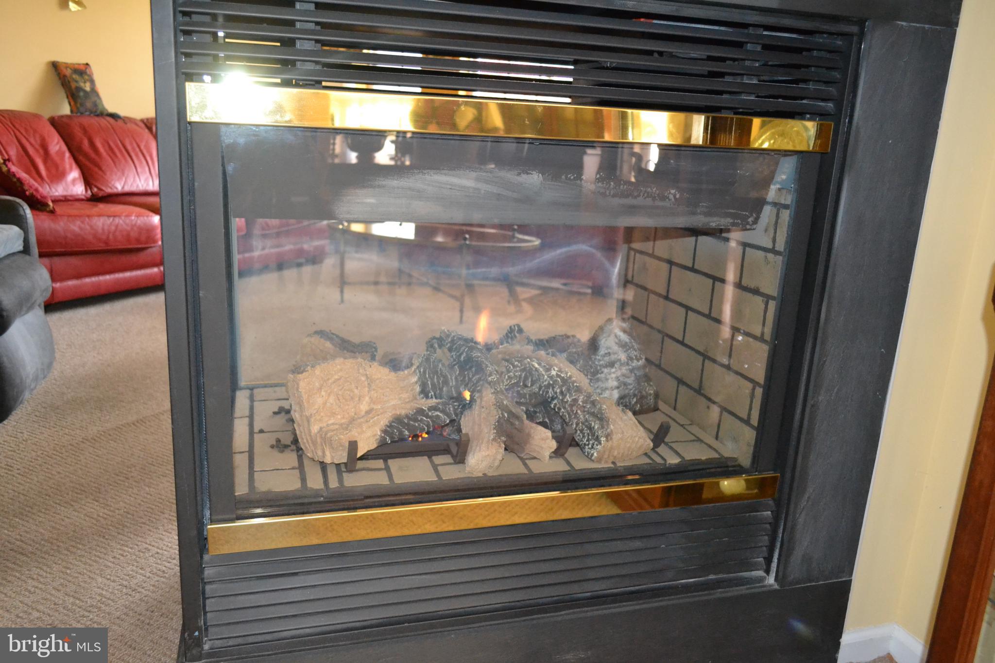 CREEKSIDE - Residential