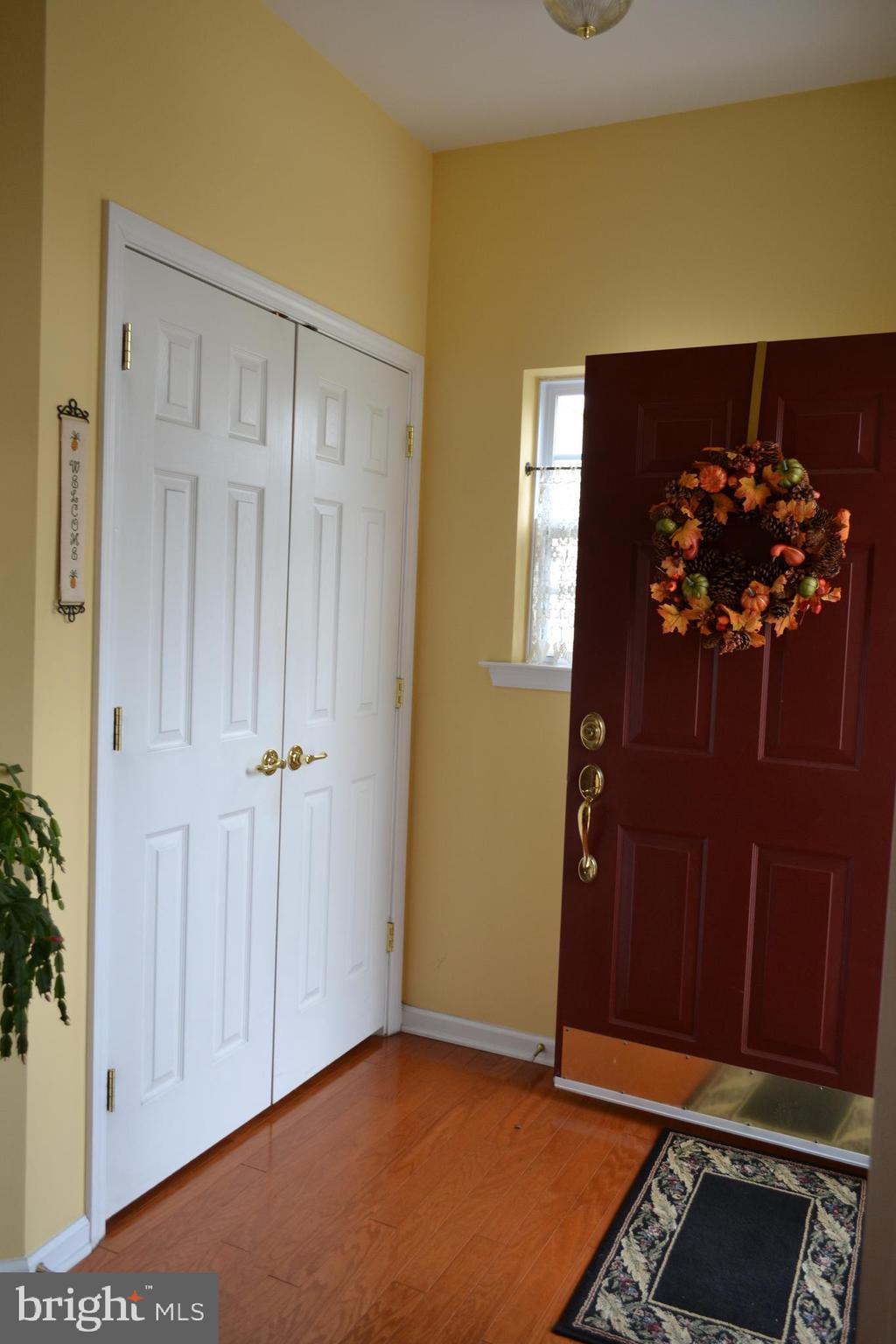 CREEKSIDE - Residential