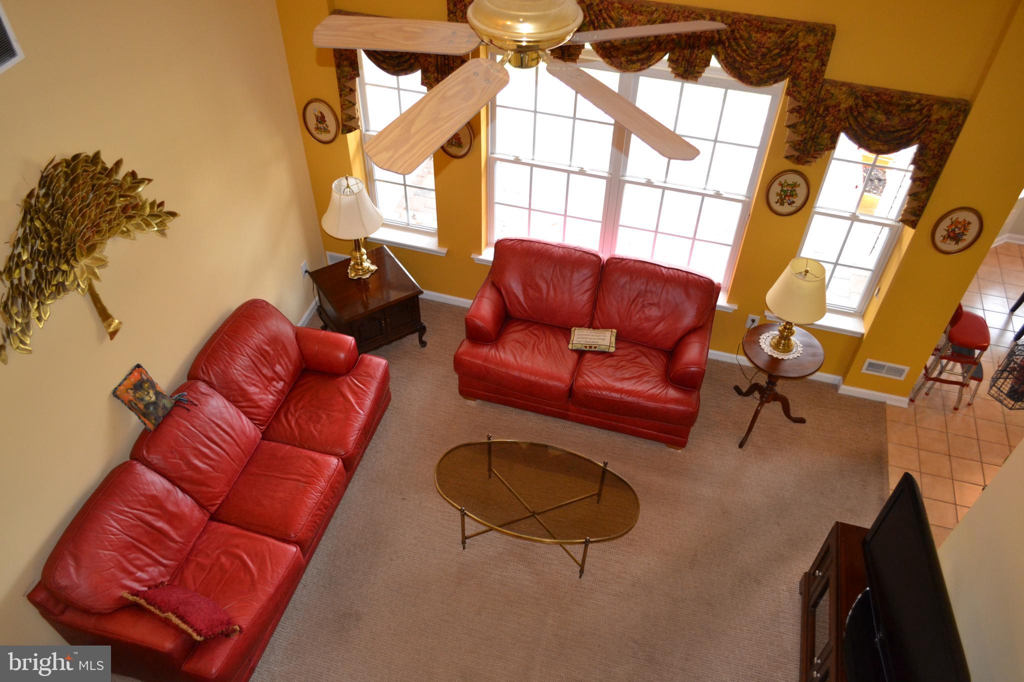 CREEKSIDE - Residential