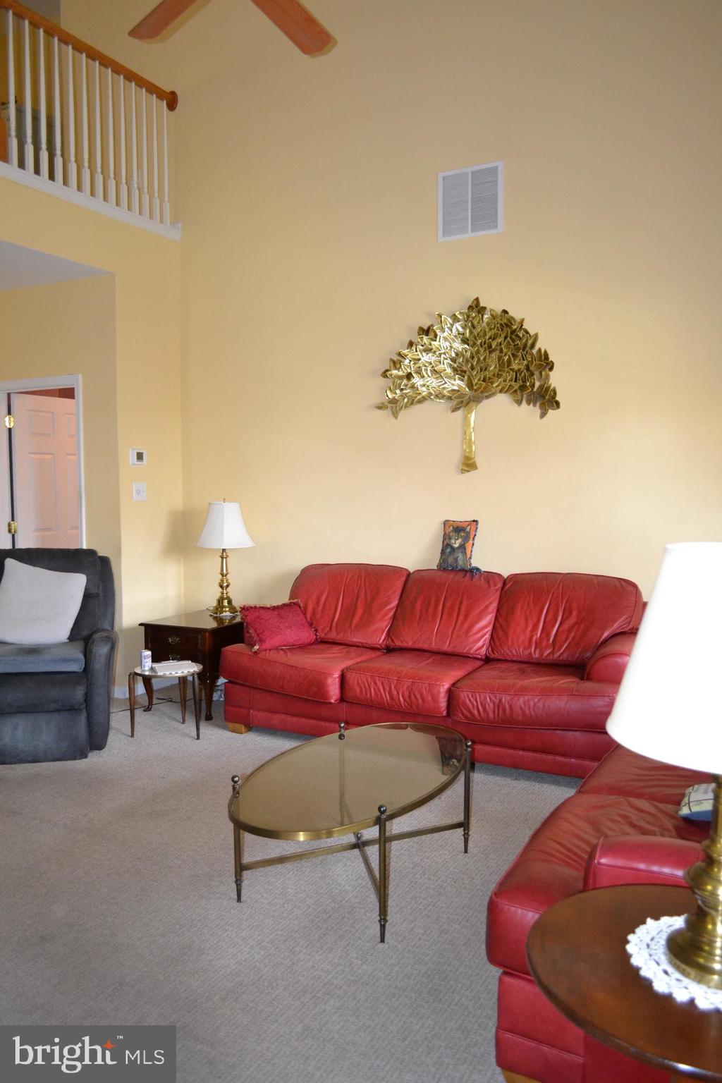 CREEKSIDE - Residential