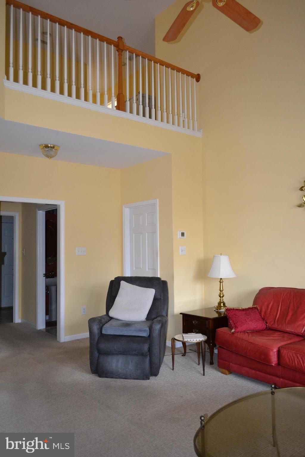 CREEKSIDE - Residential