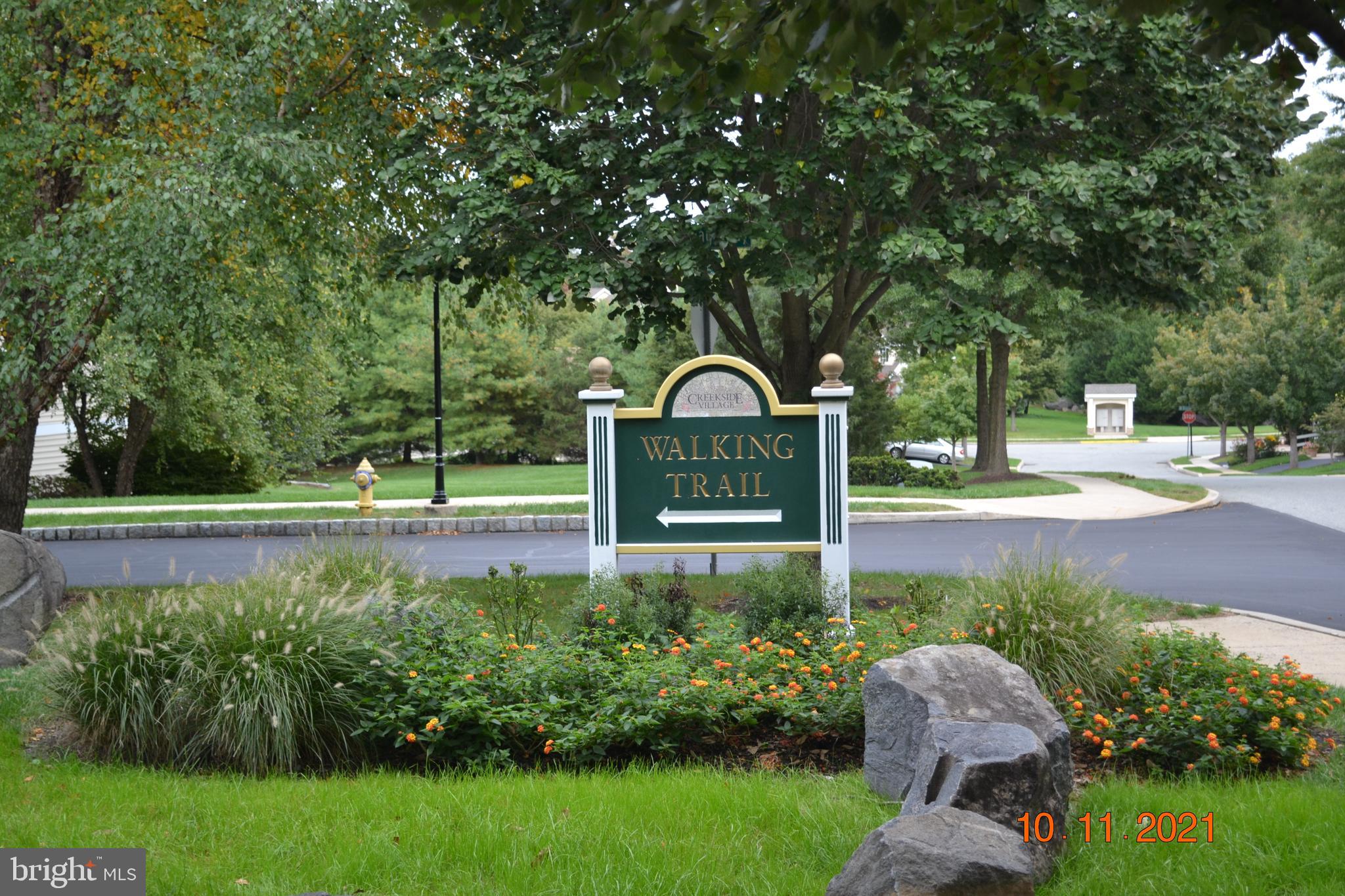 CREEKSIDE - Residential