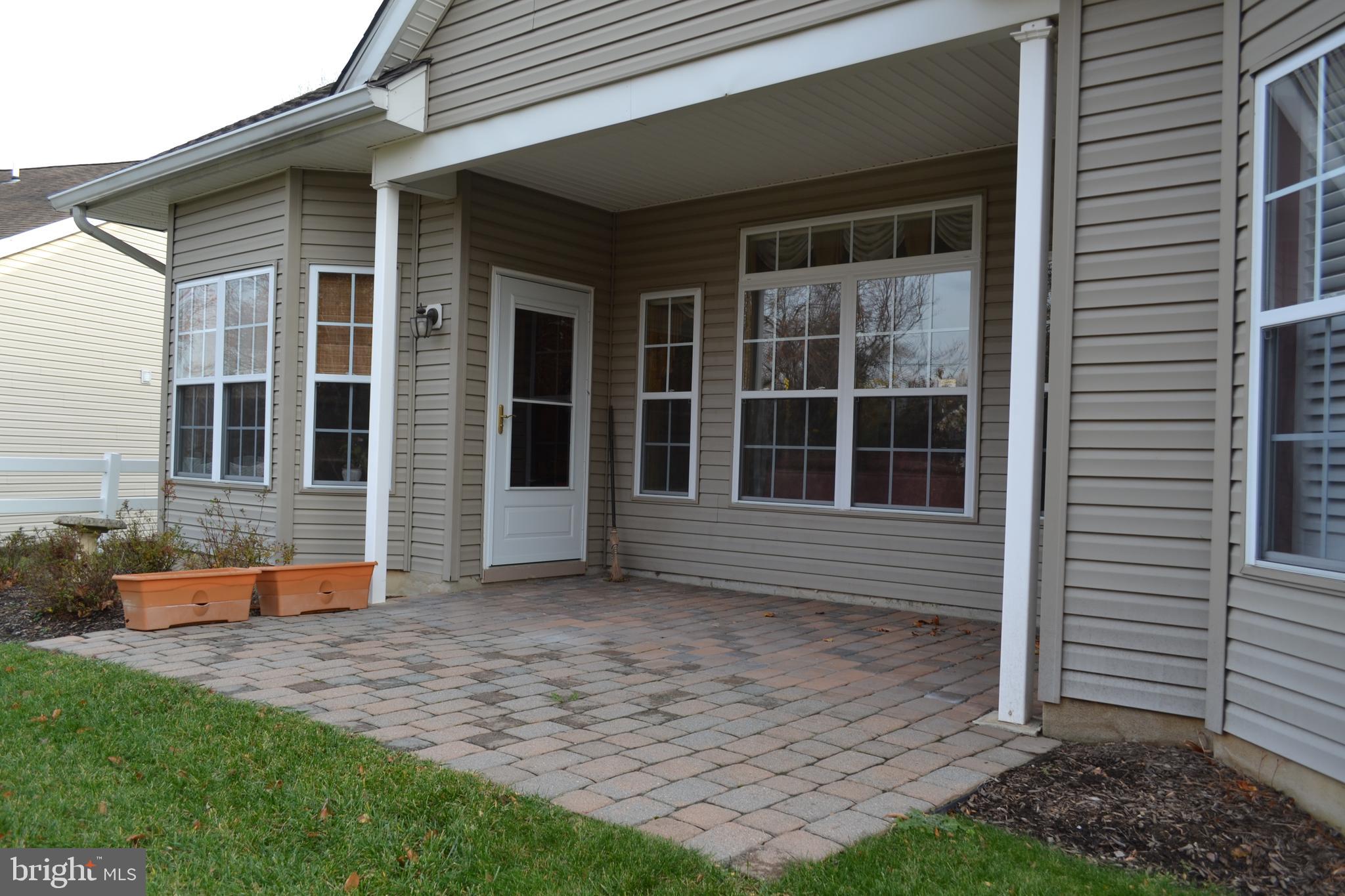 CREEKSIDE - Residential