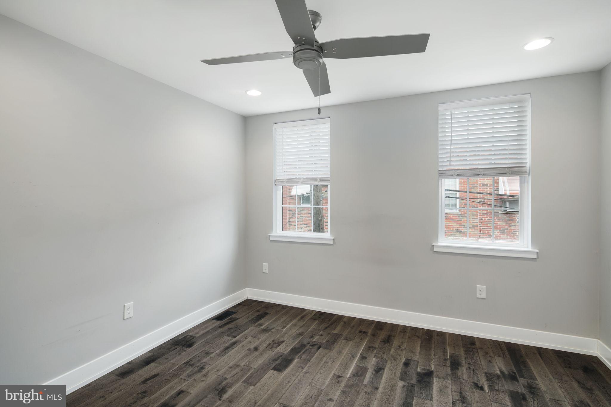 PASSYUNK SQUARE - Residential