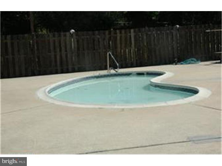 PAINTERS CROSSING - Residential