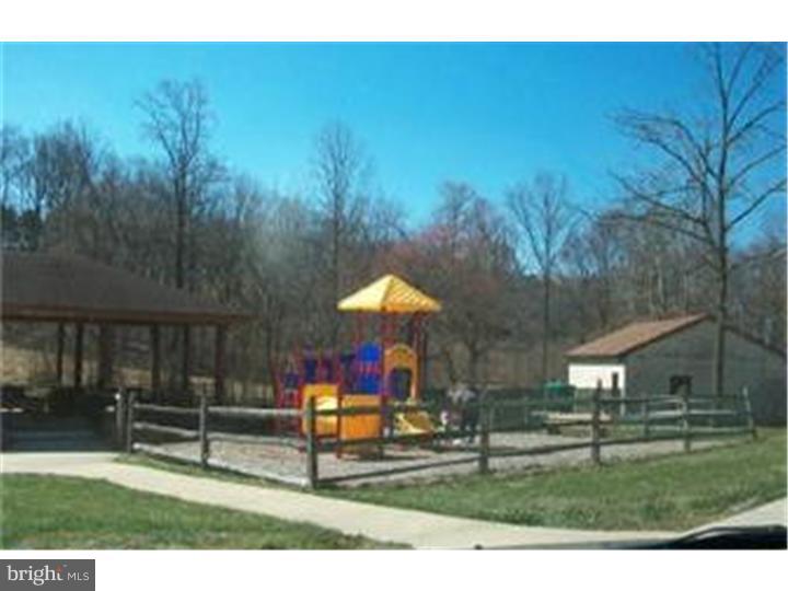 PAINTERS CROSSING - Residential