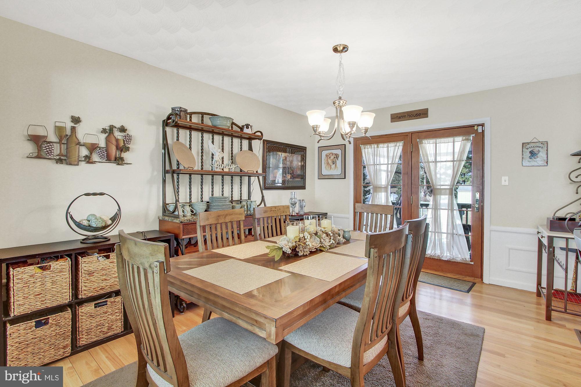 OUTDOOR COUNTRY CLUB - Residential