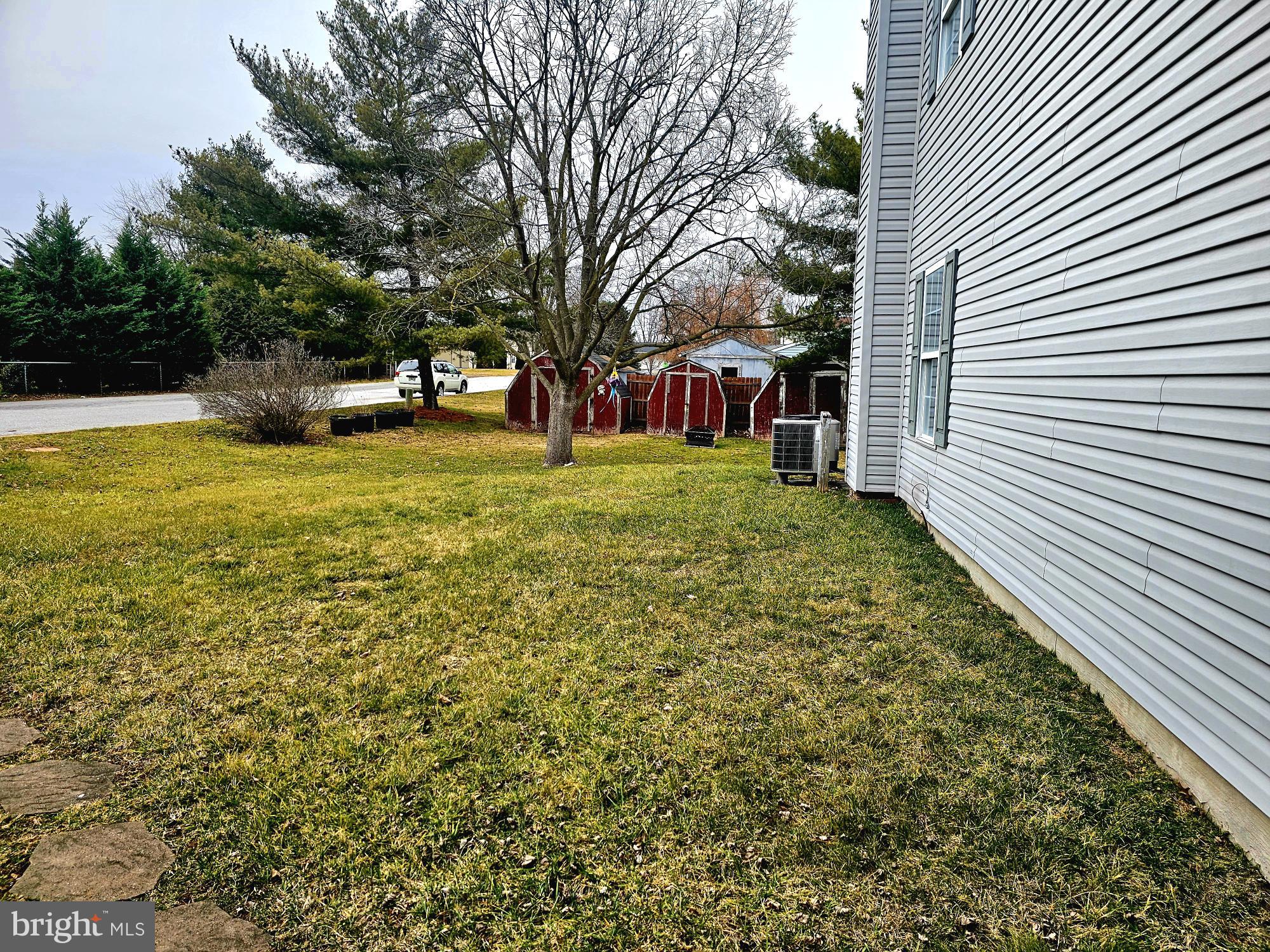 CLOVERBERRY - Residential