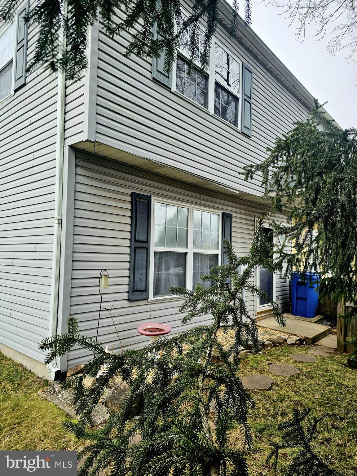 CLOVERBERRY - Residential