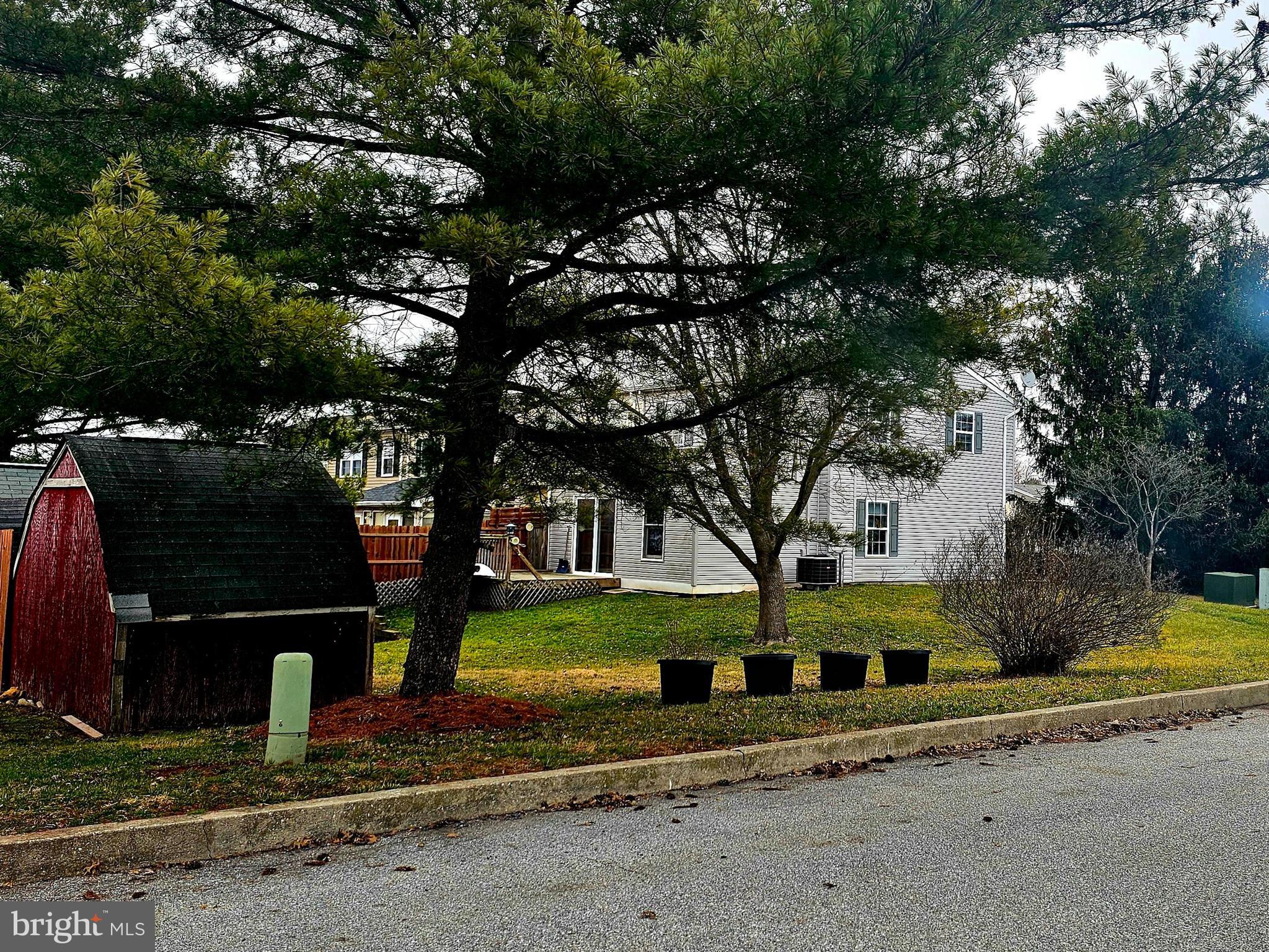 CLOVERBERRY - Residential