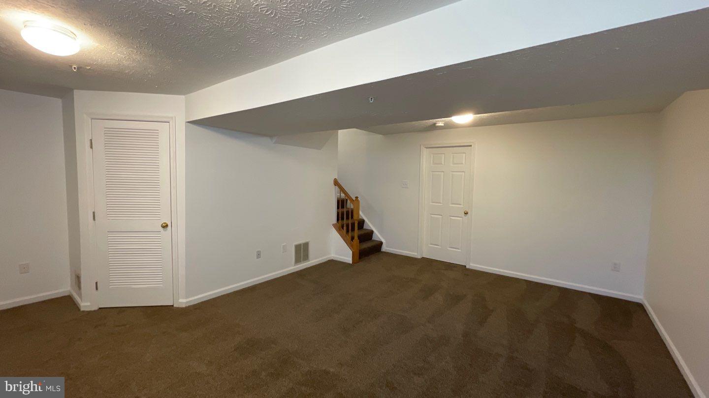 WYNDEMERE - Residential Lease