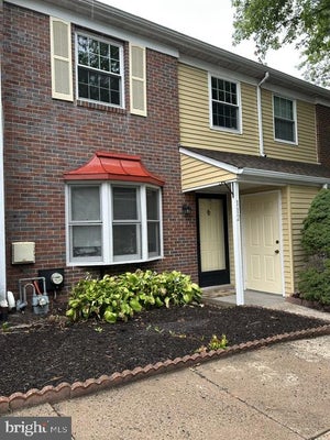 112 BROOKWOOD DR, AMBLER, PA 19002 - Image a9015c9f5c984e65cffbd6d34554edac/750147661
