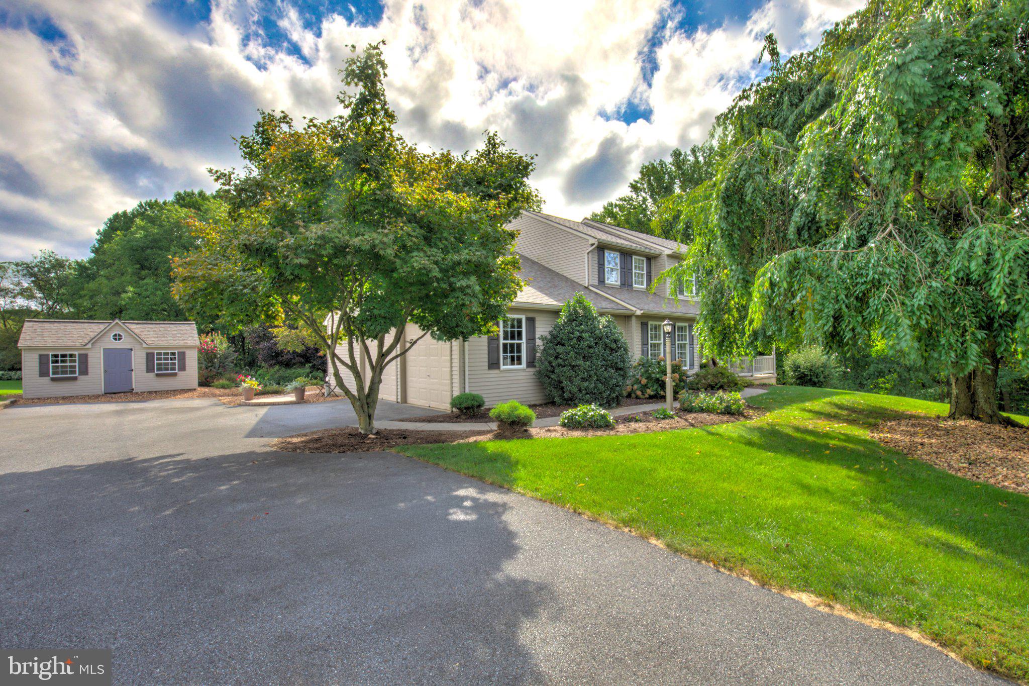 289 N TANGLEWOOD DRIVE