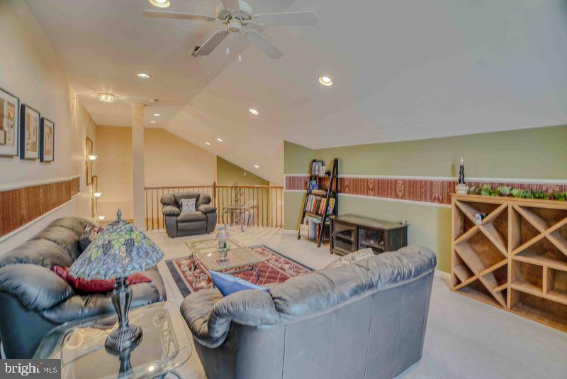 FOREST RIDGE - Residential