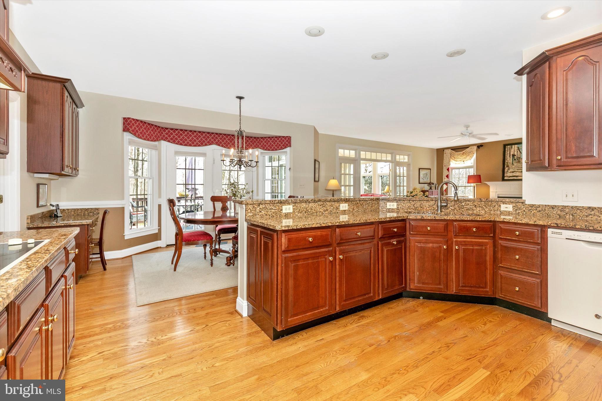 SWEETWATER PASS - Residential